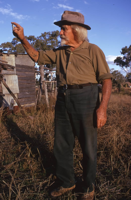 Rubyvale - Mr Stonebridge and his trophy Sapphire 1975