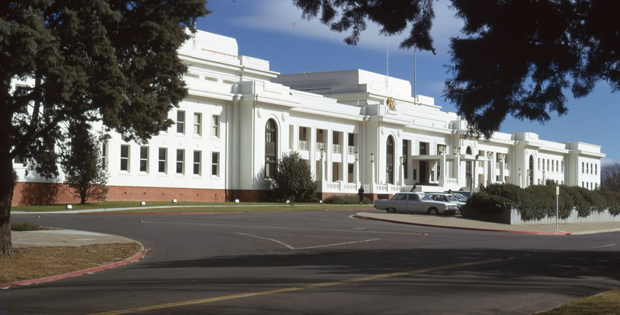 Australian Government House in 1975